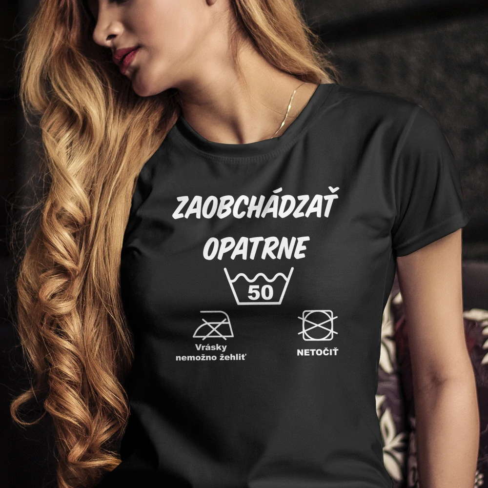 Vtipné tričko s potlačou "Zaobchádzať opatrne s vekom na želanie"