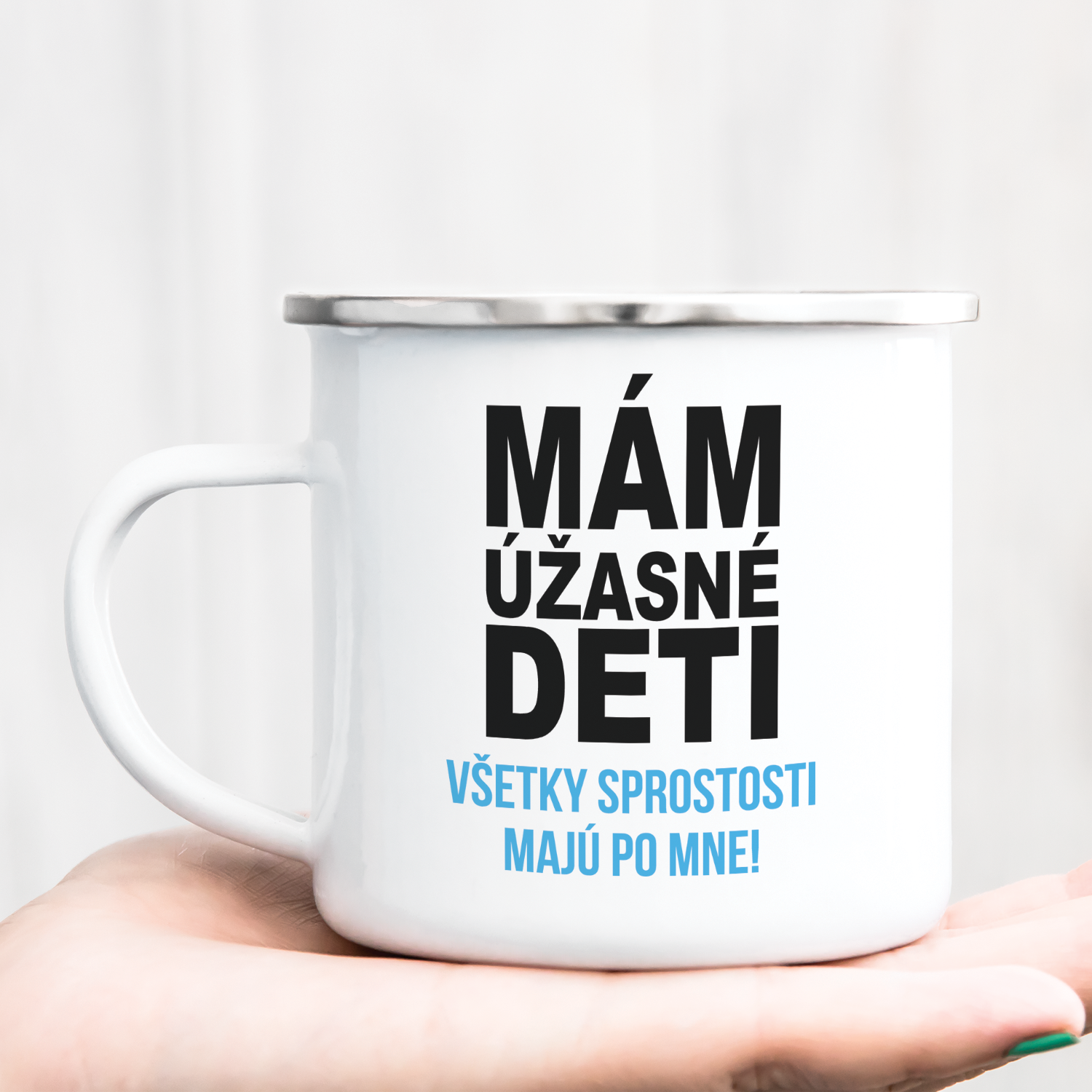 Hrnček s potlačou Mám úžasné deti