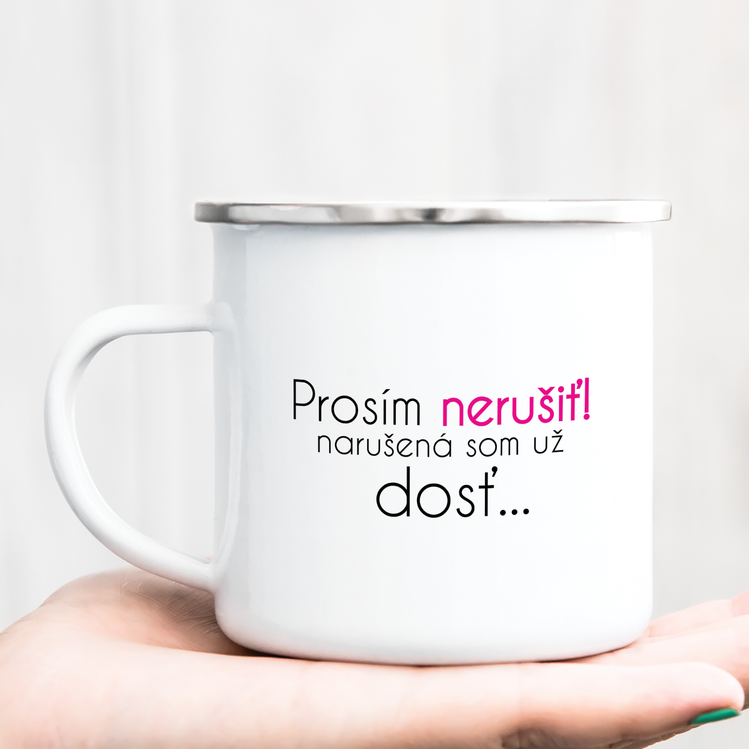 Hrnček s potlačou Prosím nerušiť!